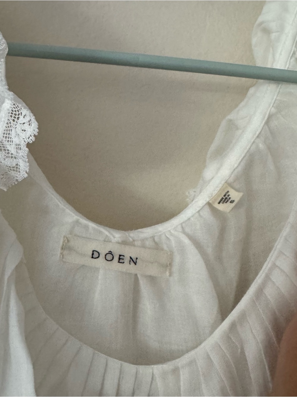 Doen White Ruffle Linen Top - Picture 4 of 6